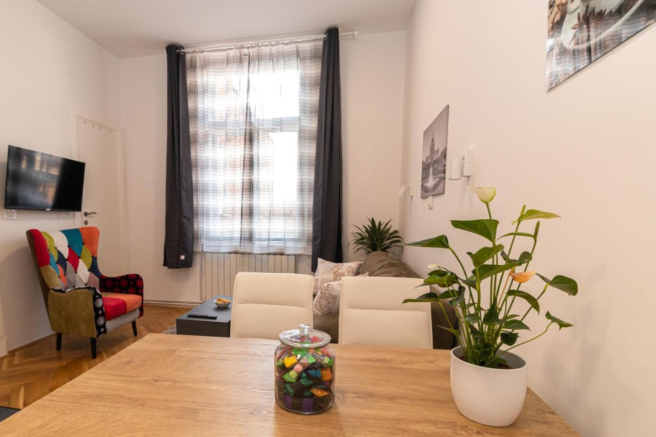 Frui Centro Zagreb Appartement Buitenkant foto
