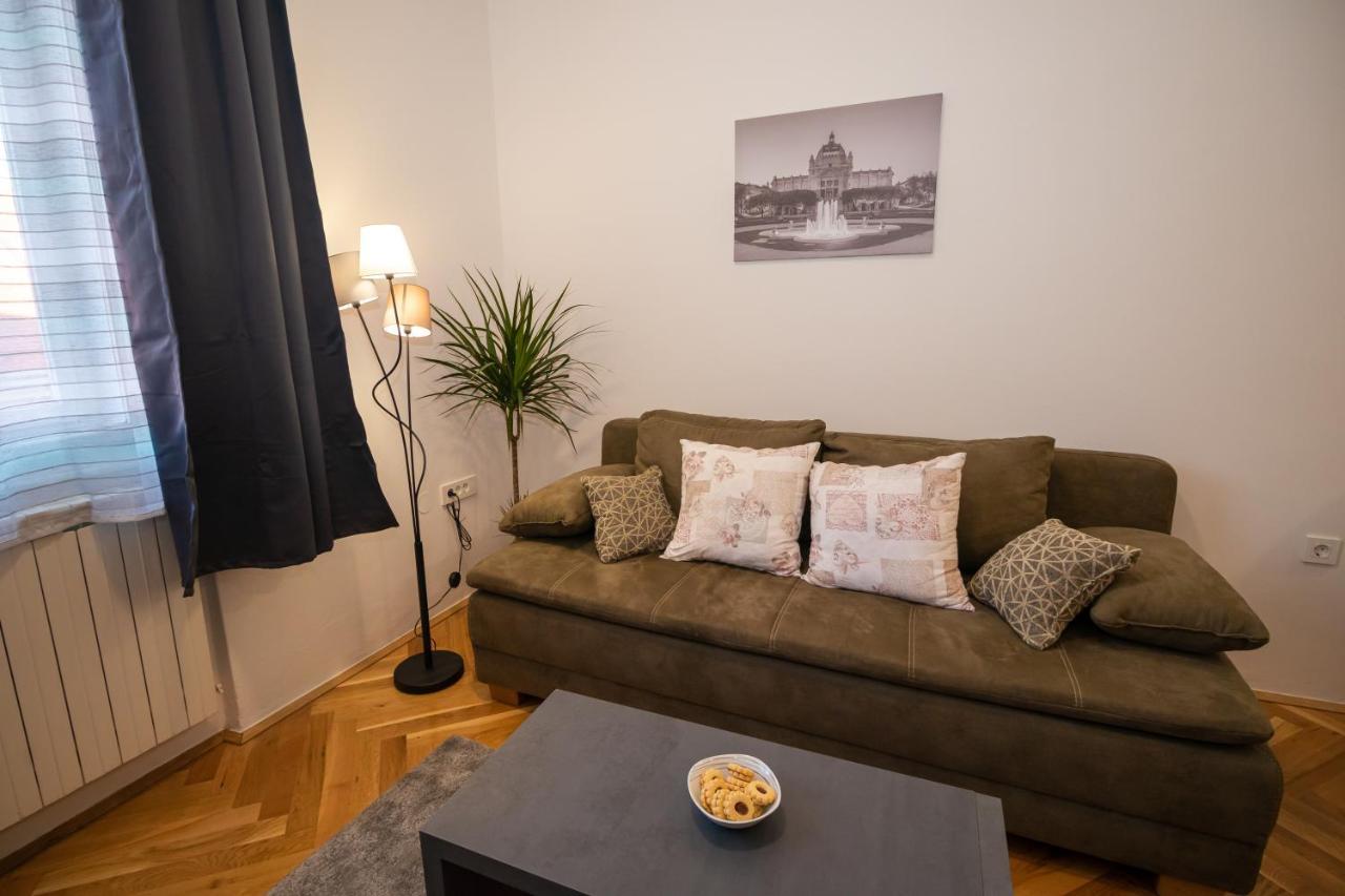 Frui Centro Zagreb Appartement Buitenkant foto